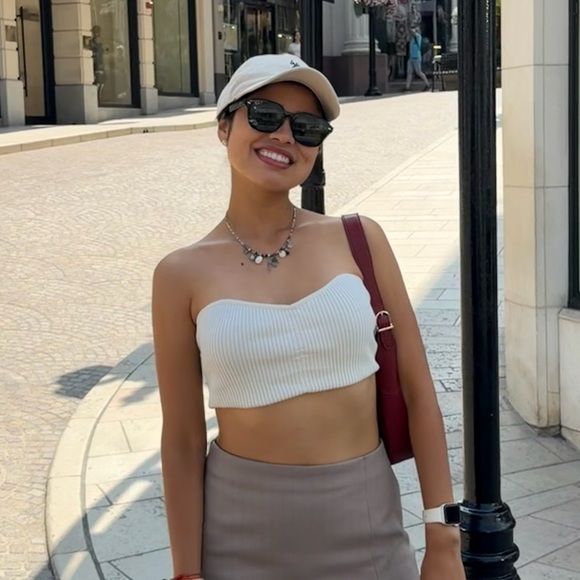 danielaalons446